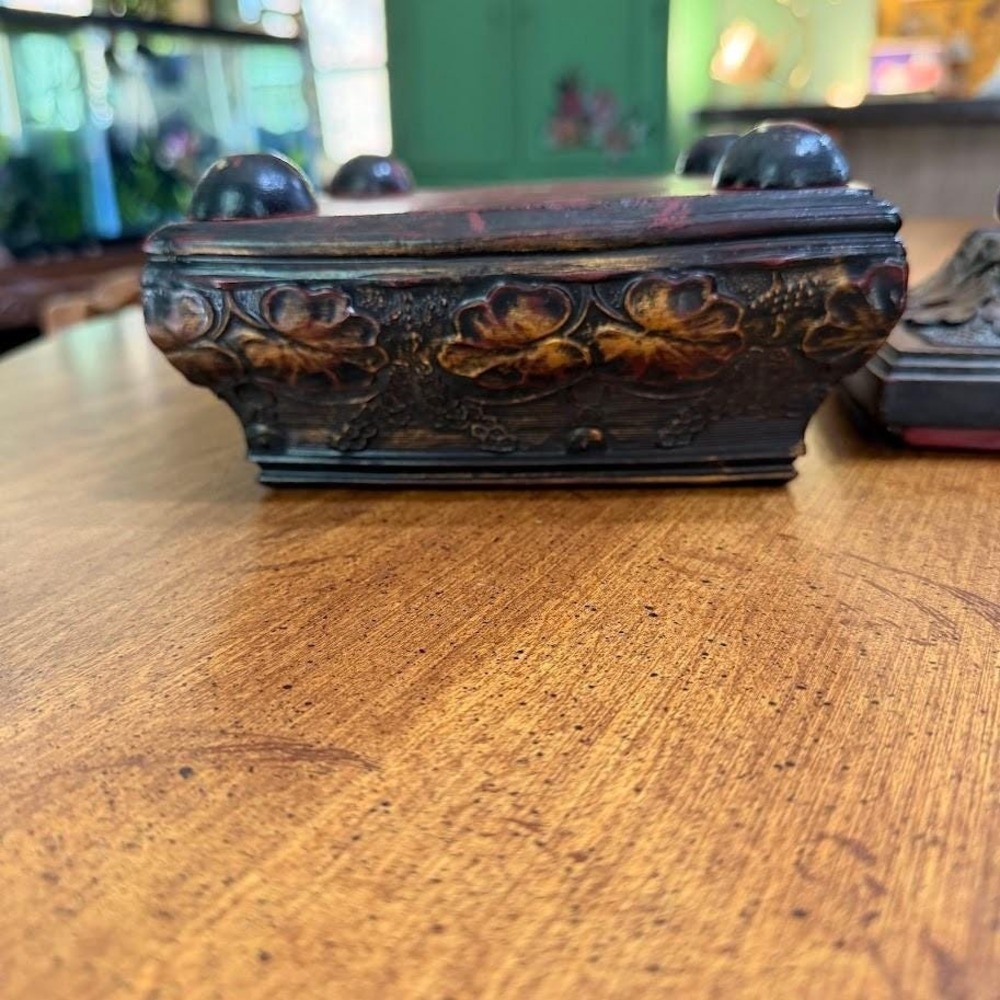 Vintage Ornate Carved Floral Jewelry Box Red Velvet Lined Footed Trinket Chest - Picture 7 of 11
